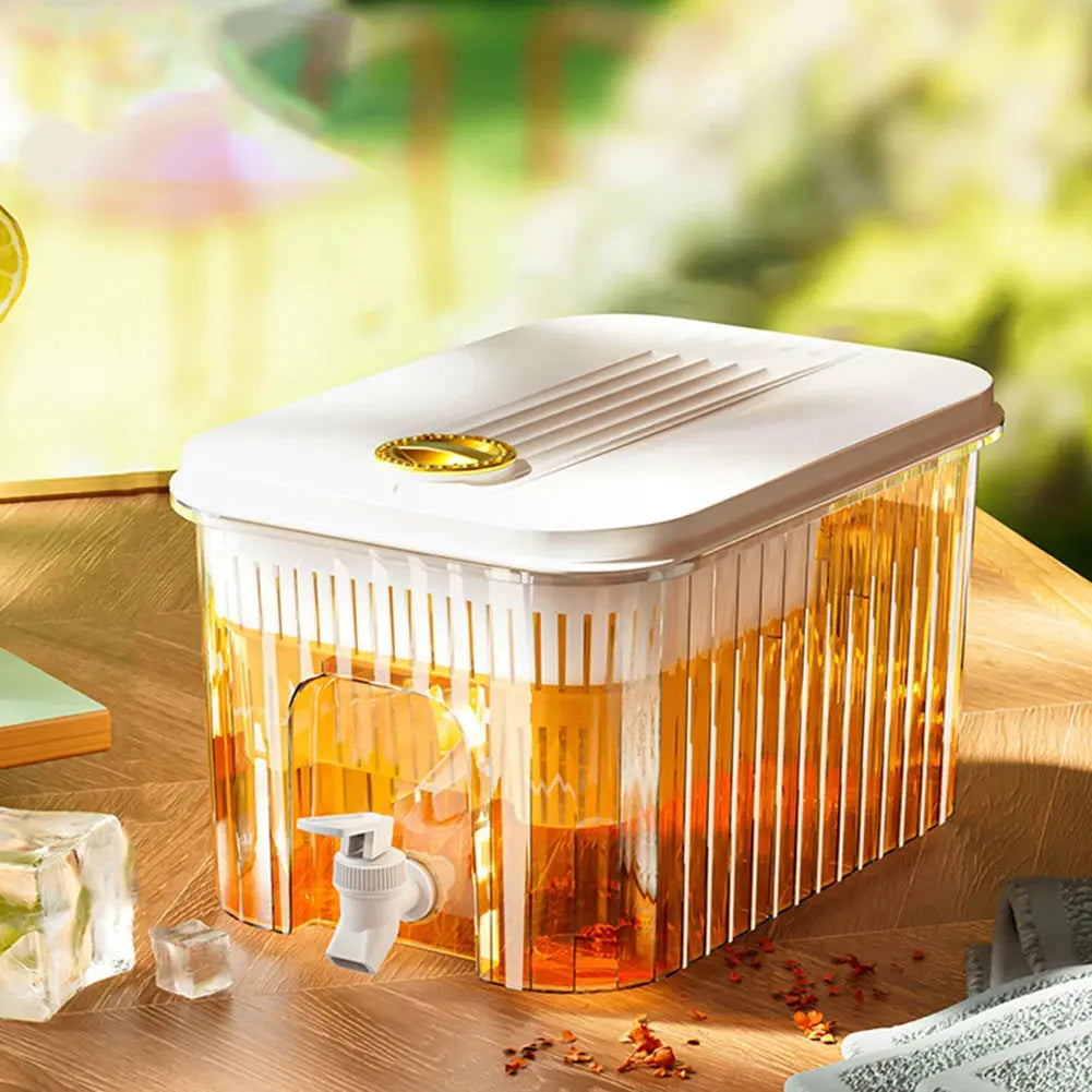 4.5L Juice Jug Beverage Gallon Cold Water Pitcher Large Cold Kettle - Kitchen Outlet Store Home