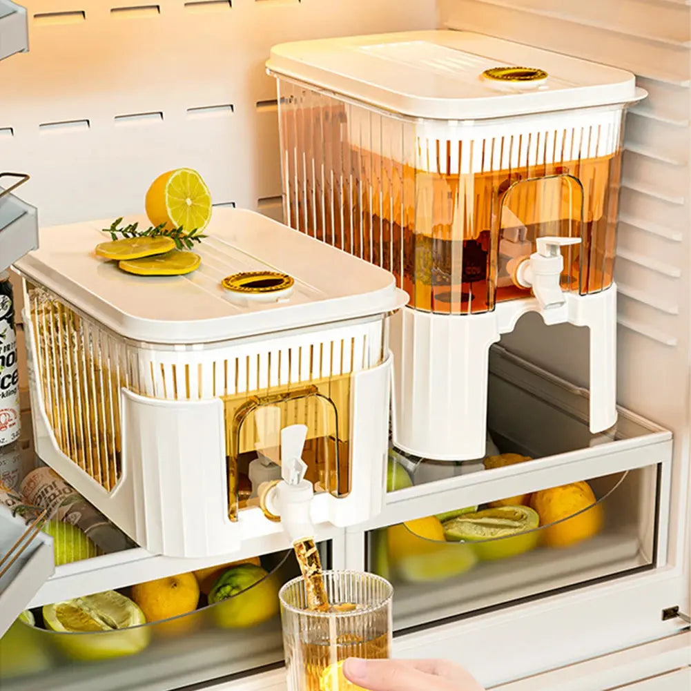 4.5L Juice Jug Beverage Gallon Cold Water Pitcher Large Cold Kettle - Kitchen Outlet Store Home